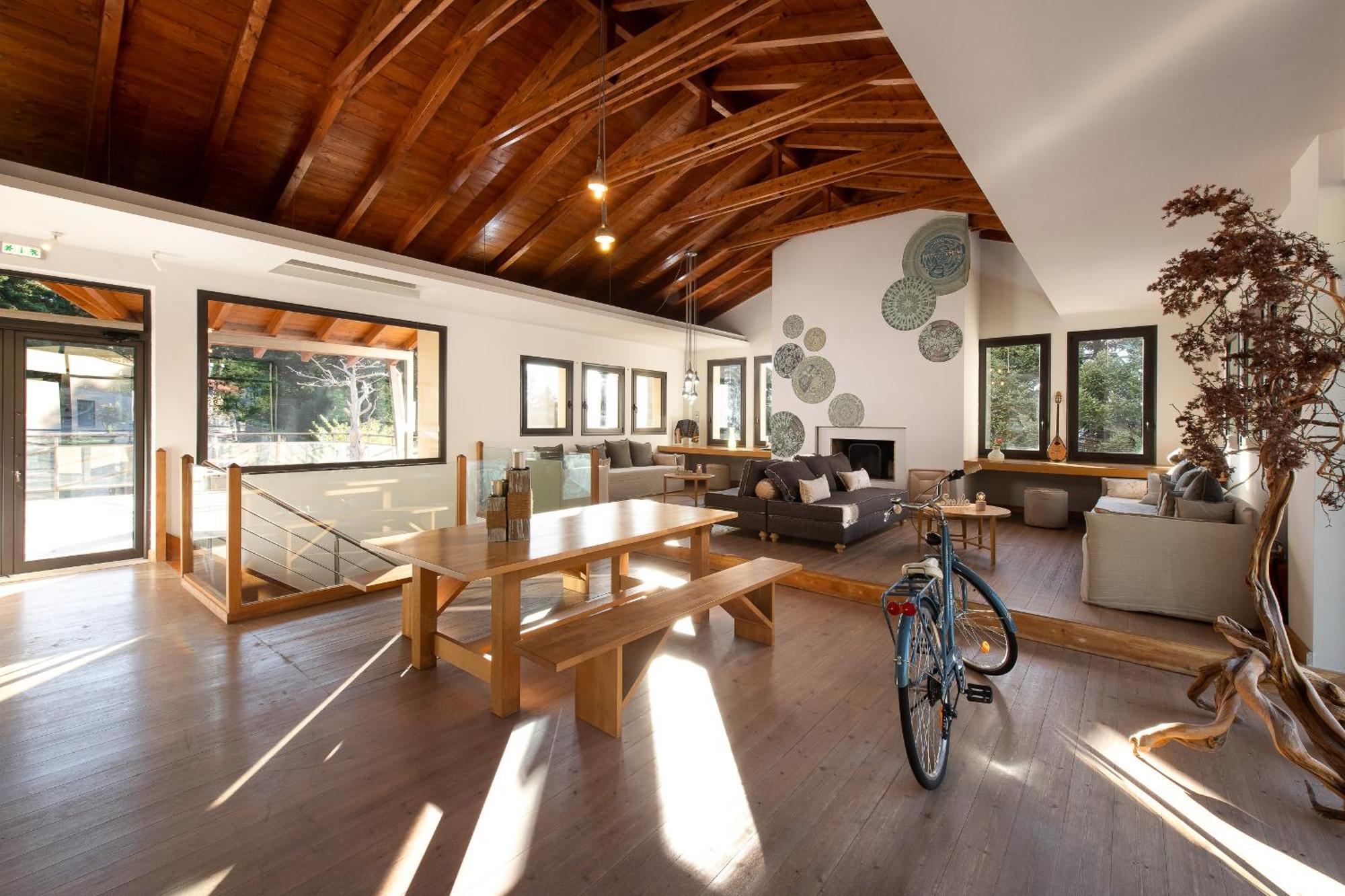 Natura Hotel ויטינה מראה חיצוני תמונה