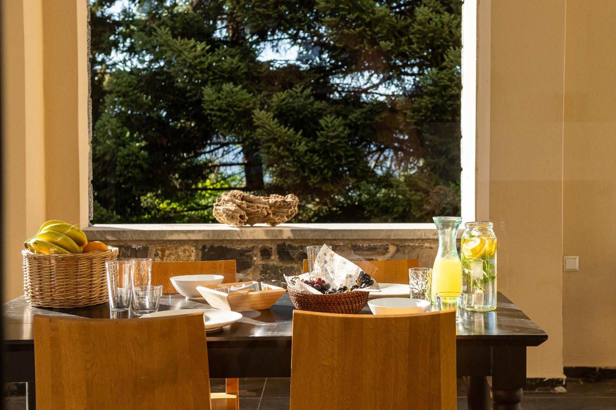 Natura Hotel ויטינה מראה חיצוני תמונה
