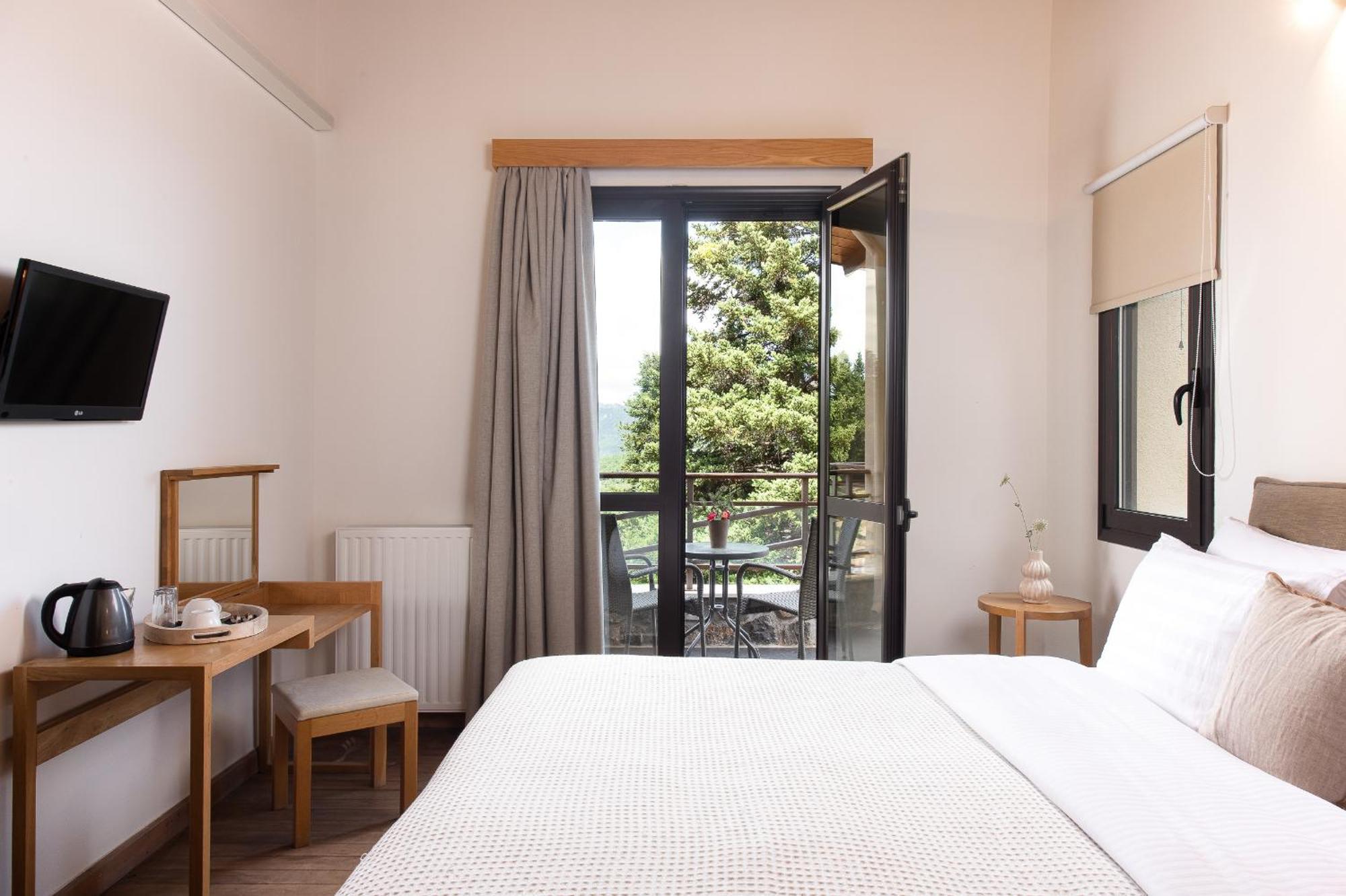 Natura Hotel ויטינה מראה חיצוני תמונה