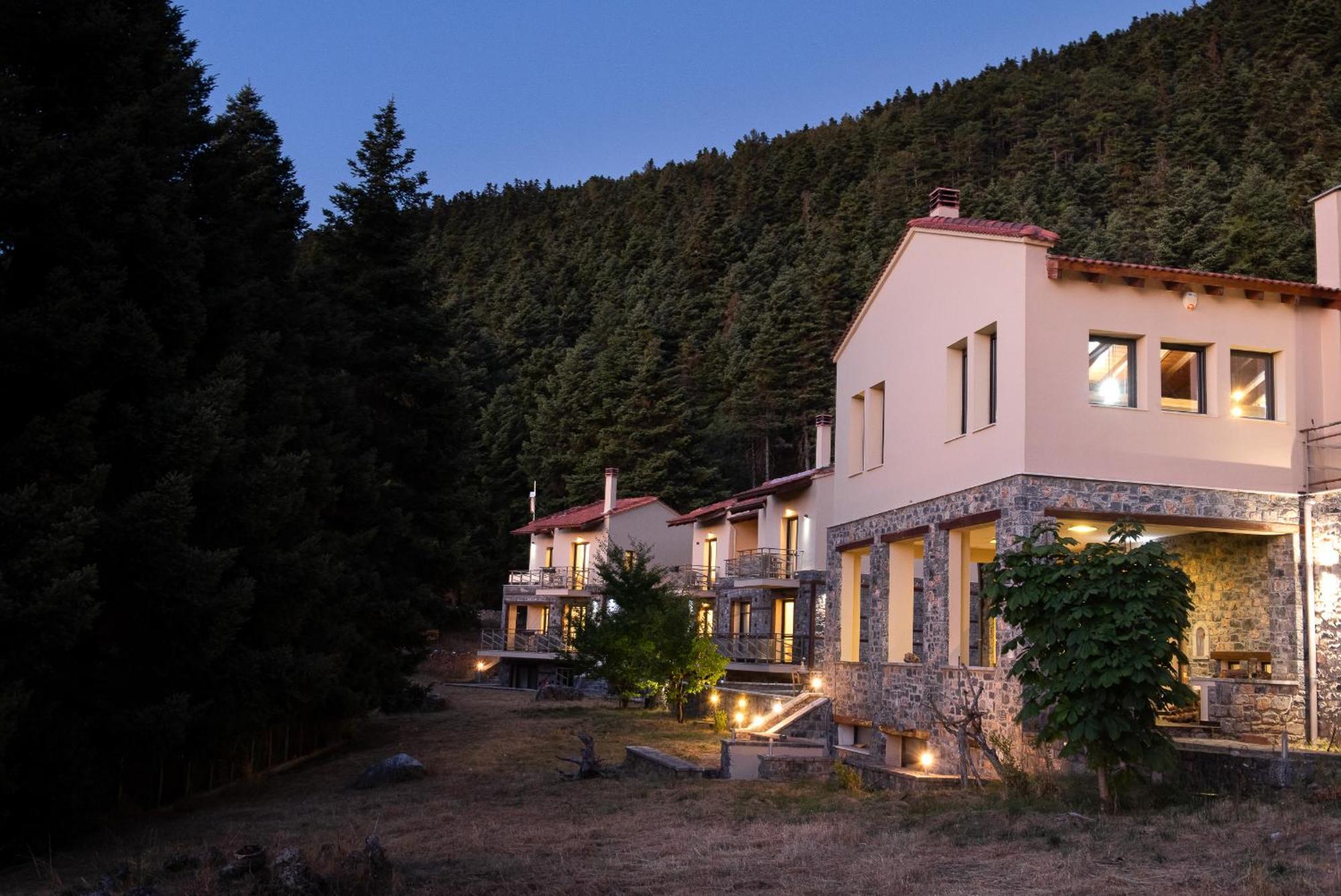 Natura Hotel ויטינה מראה חיצוני תמונה